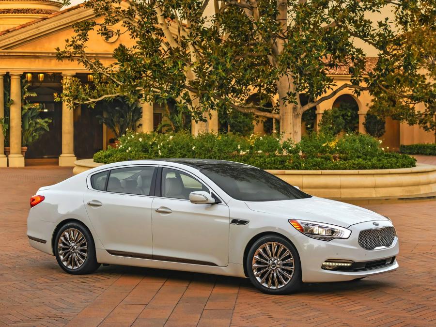  Kia K900 2014 года  (фото 15 из 30)